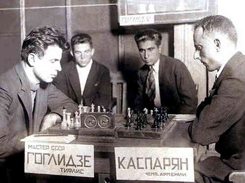 16.Tbilisi. G.Kasparyan plays with V.Goglidze