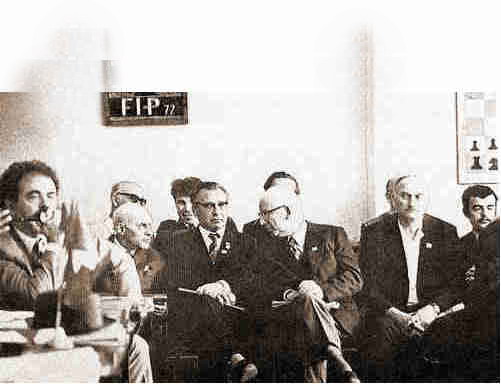 24.XVIII Congress of Chess Composition in Tbilisi, 1975.From the left: G.Nadareishvili, A.Dombrovskis, R.Kofman, V.Melnichrnko, V.Korolkov, V.Bron, R.Dadunashvili, D.Gurgenidze 