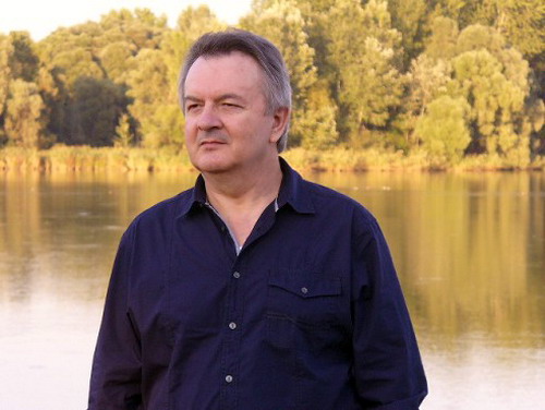 22.J.Mikitovics. August 2011 on the bank of Naplas-pond/Budapest