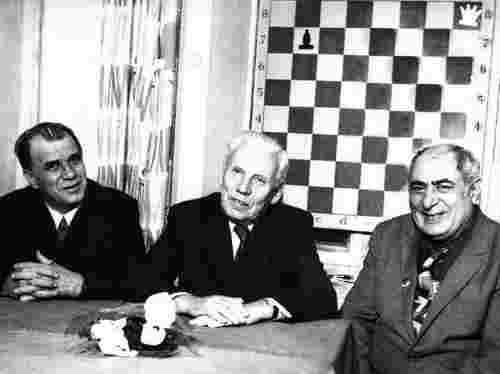 249.From the left: F.Bondarenko,A.Grin,T.Gorgiev