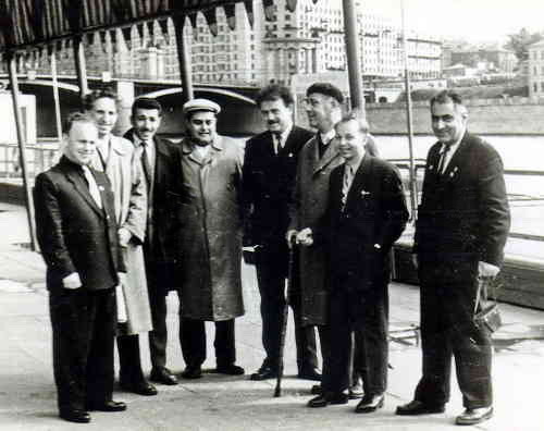 421.E.Rukhlis J.Vladimirov, V.Neidze, E.Pogosyants, G.Nadareishvili, A.Gurvich,L.Mitrofanov, T.Gorgiev